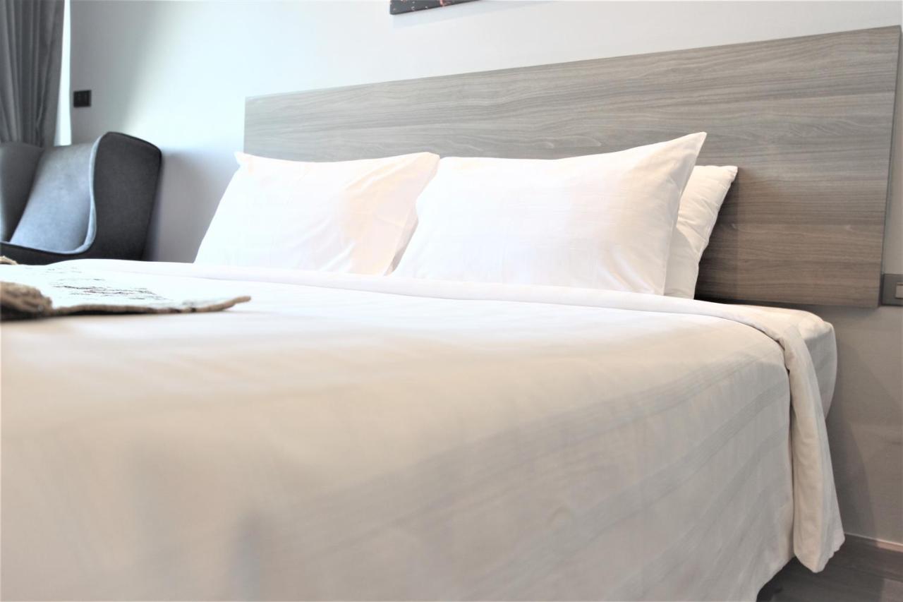 Mgrand Hotel Roi Et Bagian luar foto